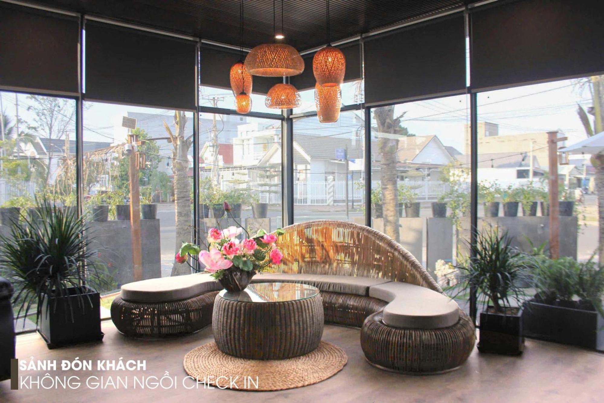 Q Garden Homestay Ha Tien Bagian luar foto